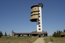EA Горный отель Hajenka (Гаенка)*** - окрестности отеля - гора Polednik (Меридиан), смотровая башня