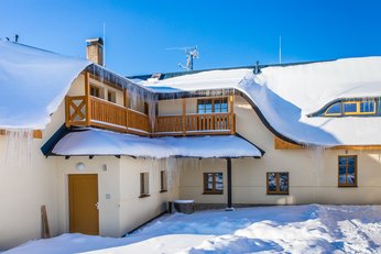 EA Mountain hotel Hajenka*** - the hotel building in winter