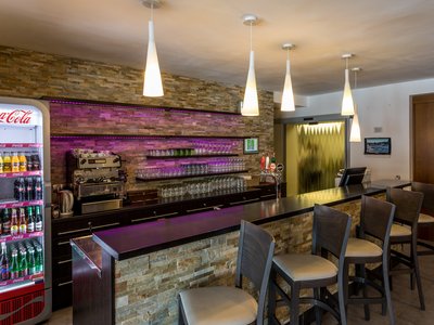 EA Mountain hotel Hajenka*** - restaurant - bar